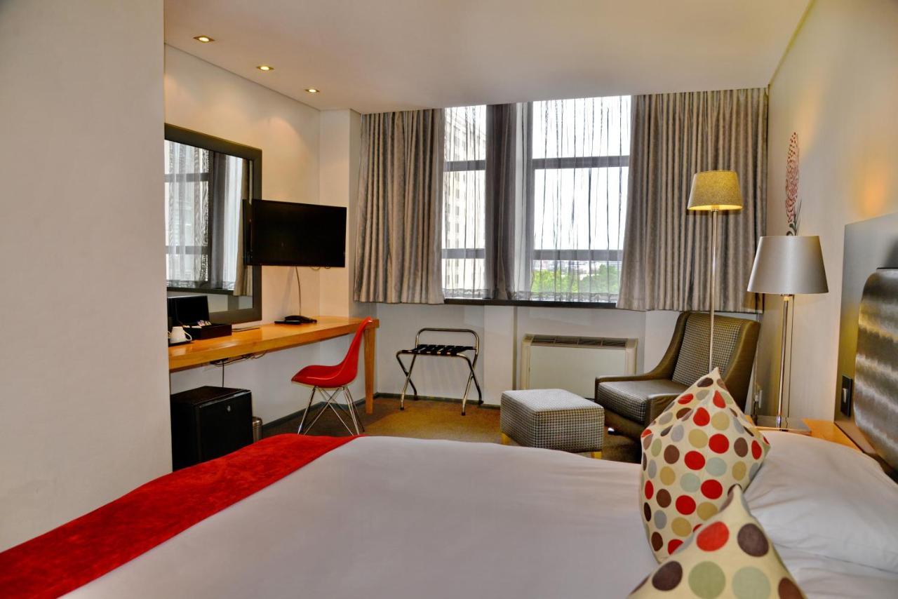 Fountains Hotel เคปทาวน์ ภายนอก รูปภาพ