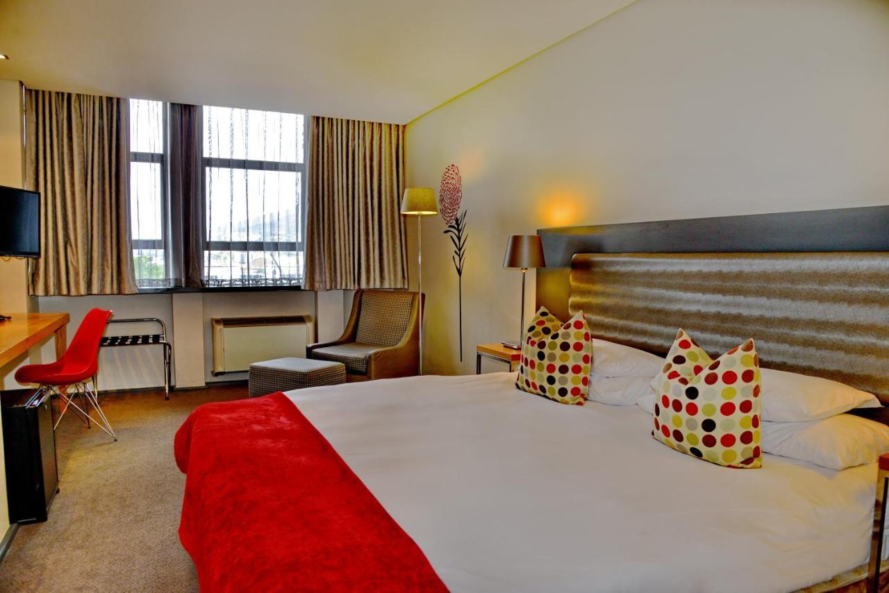 Fountains Hotel เคปทาวน์ ภายนอก รูปภาพ